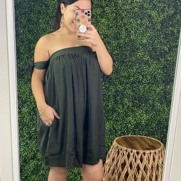 Olive green raw hem pocket dress boho vibes - Picture 4 of 5